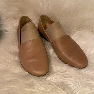 Dansko Larisa Flats Sz 38